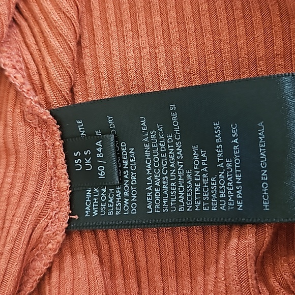 Urban outfitters rust tie front v neck ruffle crop top women's small - Picture 7 of 8